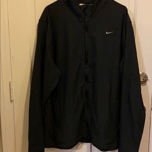 Nike windbreaker black size XL  dri fit